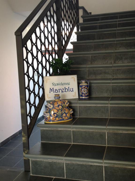 Residence Mareblu Barcellona-Pozzo di Gotto Luaran gambar